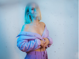 One of presentational pictures of fan campaign