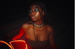 One of presentational pictures of fan campaign