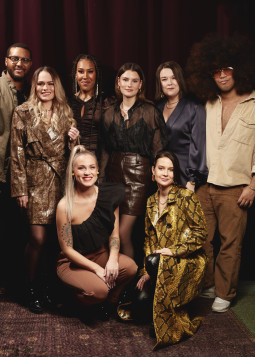 One of presentational pictures of fan campaign