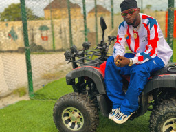 One of presentational pictures of fan campaign