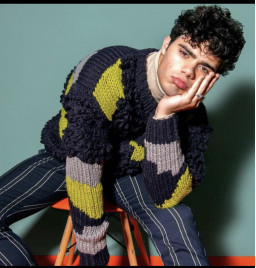 One of presentational pictures of fan campaign