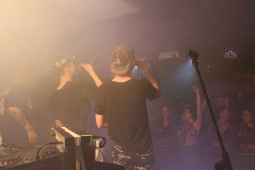 One of presentational pictures of fan campaign