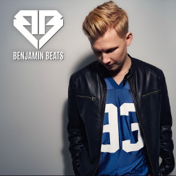 One of presentational pictures of fan campaign