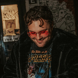 One of presentational pictures of fan campaign