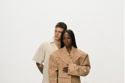 One of presentational pictures of fan campaign