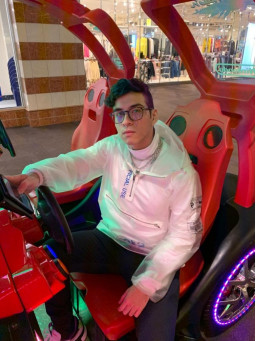 One of presentational pictures of fan campaign