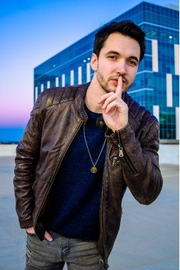 One of presentational pictures of fan campaign