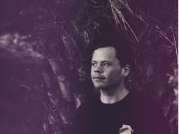 One of presentational pictures of fan campaign